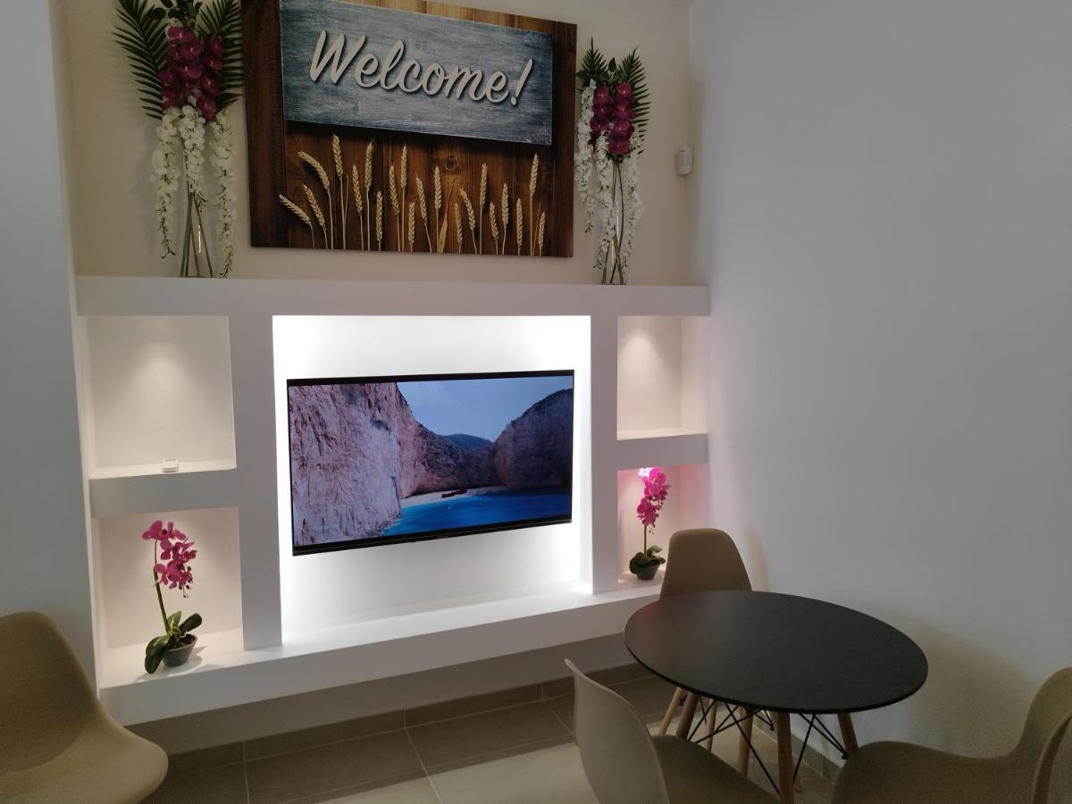 Η Ωραία Των Αθηνών Appartement Athene Buitenkant foto